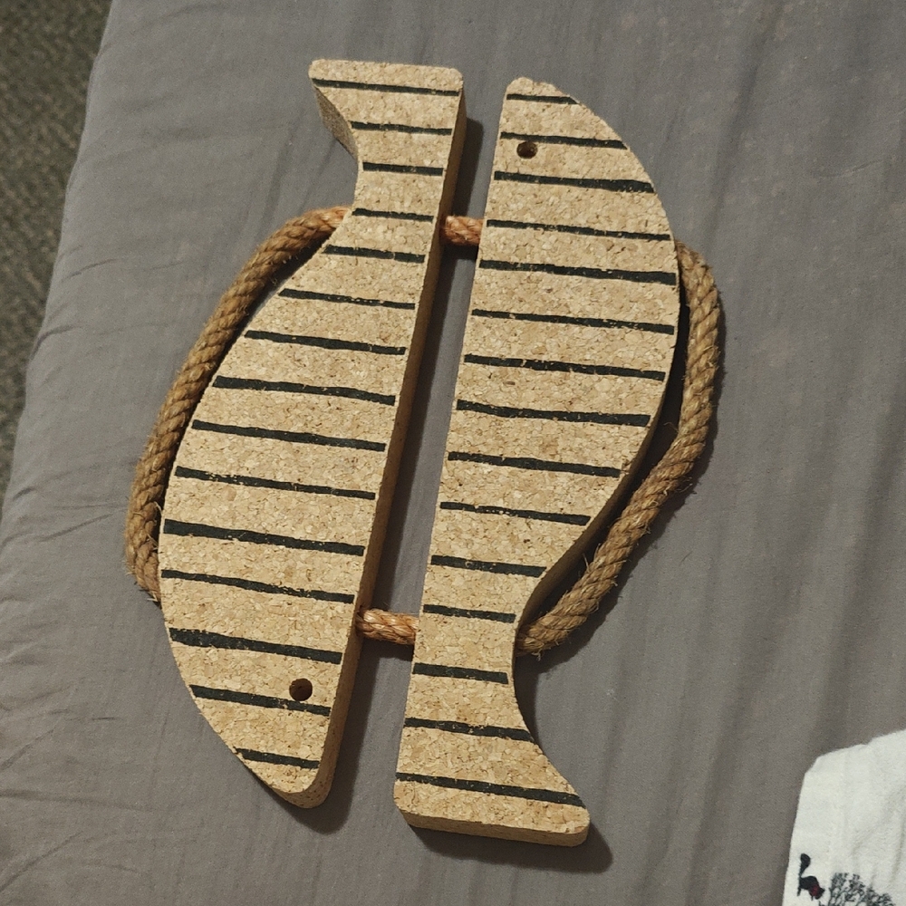 Trivet 2 Fishes On A Rope Cork Rustic EUC